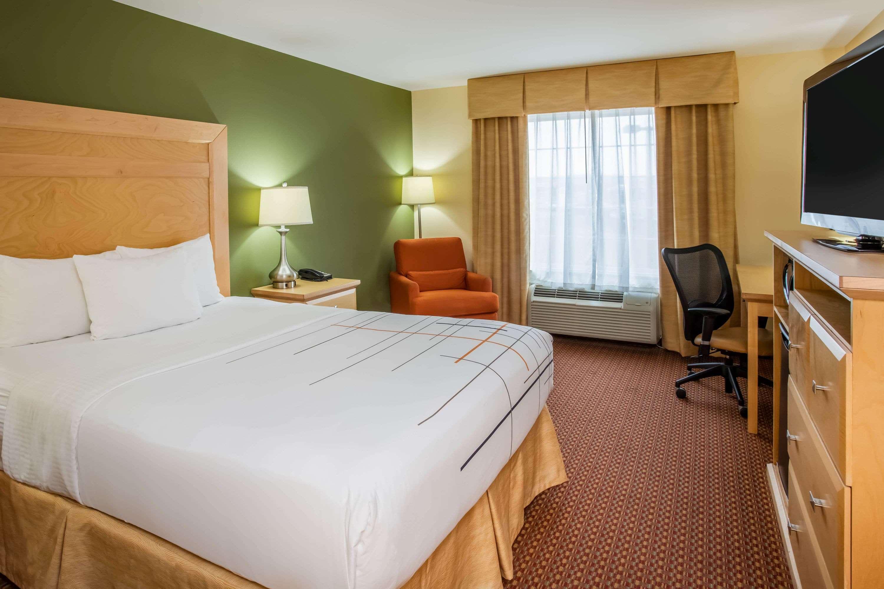 La Quinta By Wyndham Rochester Mayo Clinic Area South Exterior photo