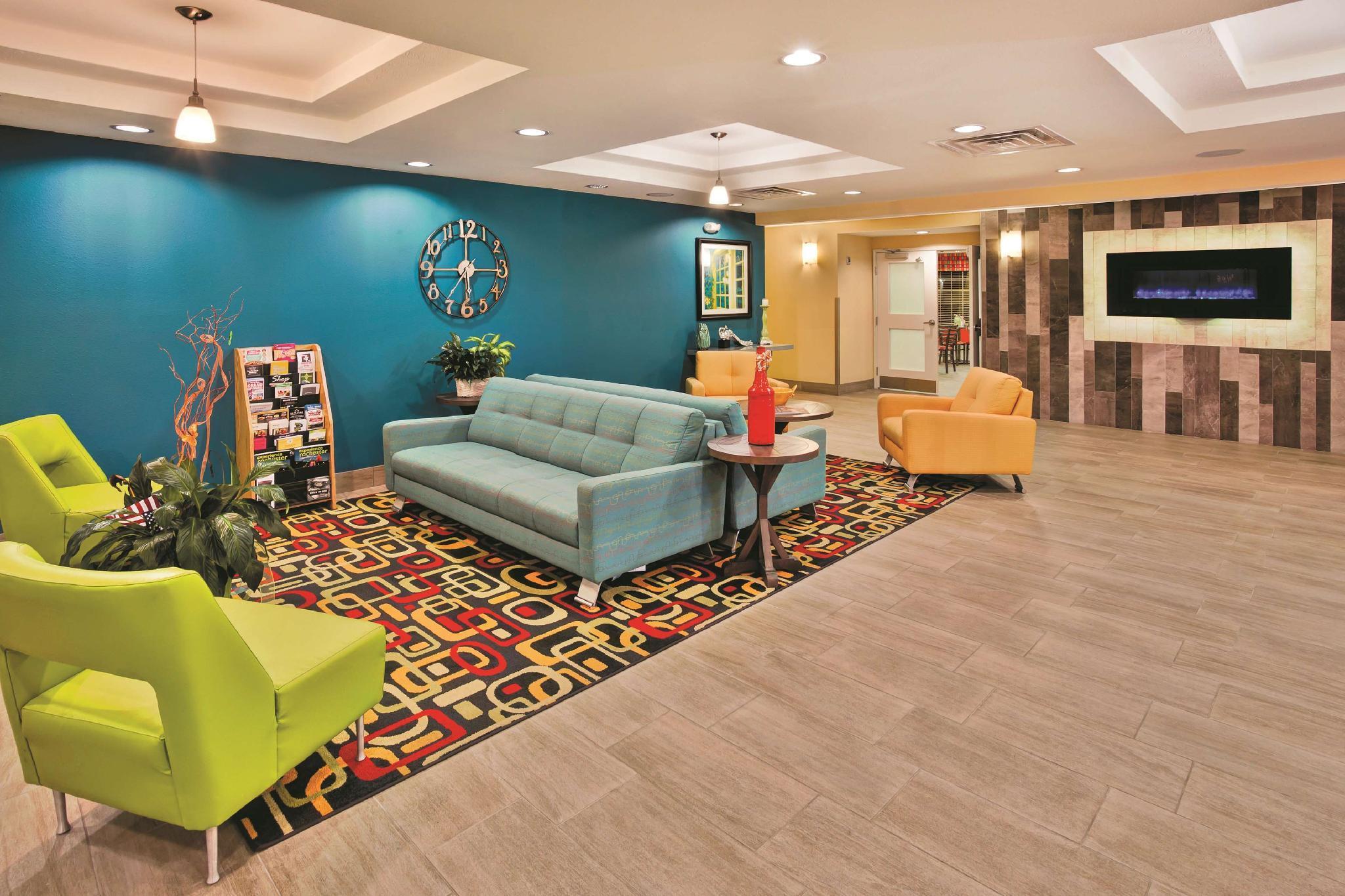 La Quinta By Wyndham Rochester Mayo Clinic Area South Exterior photo